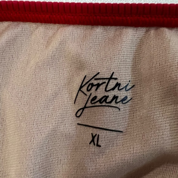 New Kortni Jeane netted sweetheart top - Picture 3 of 5